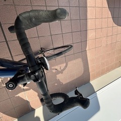 ロードバイク。パンク修理済み。軽量なため走りやすいです。