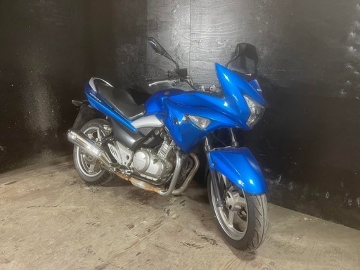 ★支払い総額11.6万円★買取強化中！登録後即乗り出し可能！スズキ GSR250S 車格の大きい250cc！4スト、インジェクション！高速も乗れる足に！ ☆支払い総額11.6万円☆買取強化中！登録後即乗り出し可能！スズキ