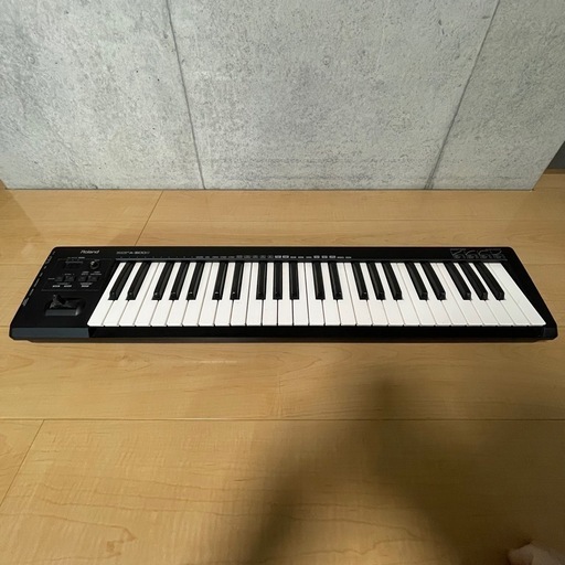鍵盤楽器、ピアノ Roland MIDI KEYBOARD