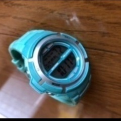 2カ国対応型デジタル時計