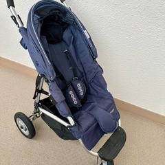 ベビーカー　AirBuggy