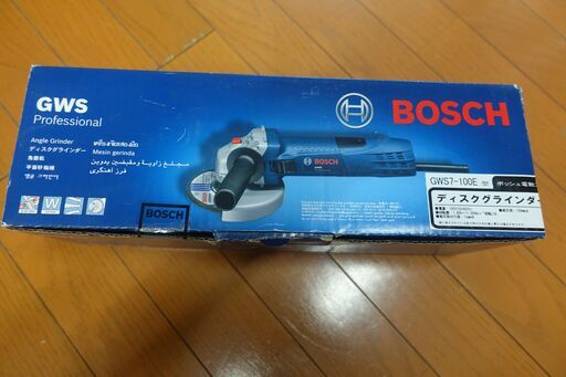 BOSCH 　100mm 無段変速 ディスクグラインダ