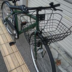 LOUVRE[ルーブル]27吋 シティサイクル 外装6段/グリーンXブラック