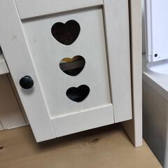 イトーキ　カモミール　学習机　ハート　女の子　可愛い　カントリー家具　デスク