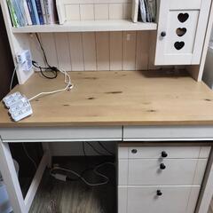 イトーキ カモミール 学習机 ハート 女の子 可愛い カントリー家具 デスク