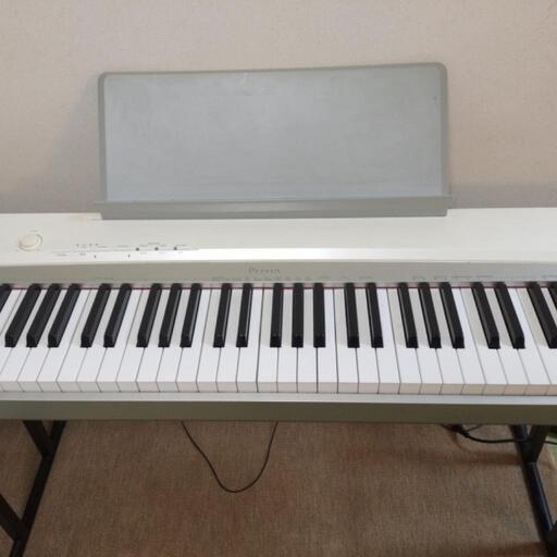 88鍵盤キーボード　casio px-130 Privia 標準ピアノ形状鍵盤