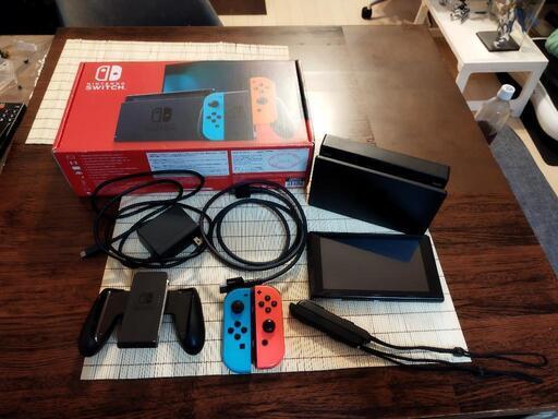 任天堂スイッチ　ネオンアンドブルー