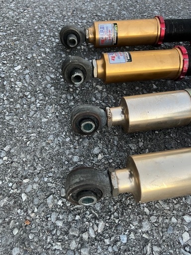 クラウンGRS180/182/184/200 フルタップ式 車高調 クラウンGRS180/182