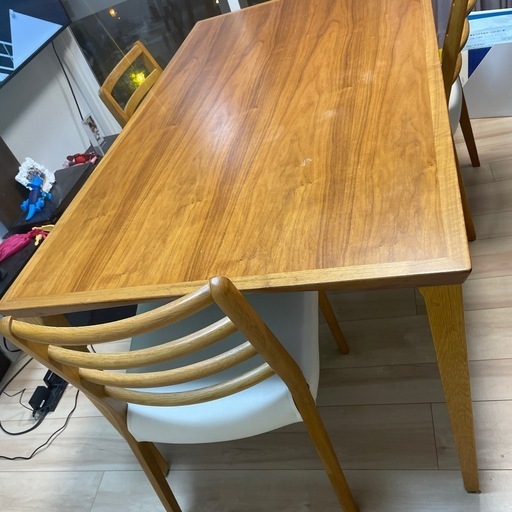 大塚家具購入　ダイニングテーブル　椅子3脚