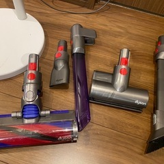 ダイソン掃除機2021年製＋スタンド