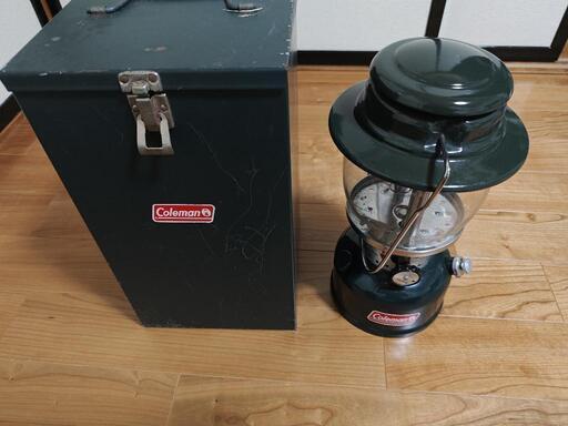 コールマンガソリンランタン　スチールケース　キャンプ用品