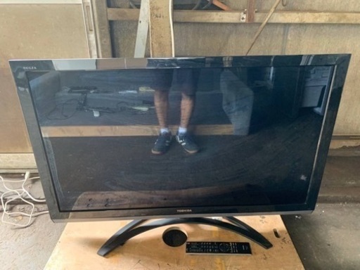 東芝 液晶カラーテレビ　4223