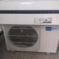 中古エアコン　2.2kw　霧ヶ峰