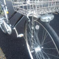 中古自転車３２２３　良品！　ブリヂストン　２０２０年モデル　ロングティーン　スタンダード　LG73ST  ２７インチ 3段ギヤ　LEDオートライト　キッキーと音がならない後輪ローラーブレーキ