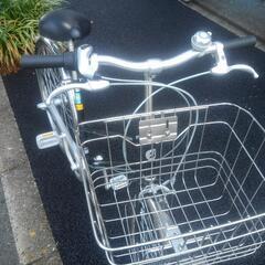 中古自転車３２２３　良品！　ブリヂストン　２０２０年モデル　ロングティーン　スタンダード　LG73ST  ２７インチ 3段ギヤ　LEDオートライト　キッキーと音がならない後輪ローラーブレーキ