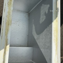 SANYO 業務用冷凍庫　205l 🉐2010年製