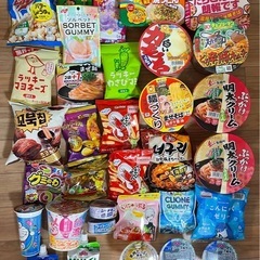 【お譲り先決まりました】
食品、飲料まとめて差し上げます