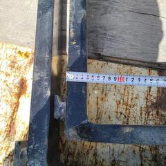 フォークリフト、爪、ユンボハイド板加工に