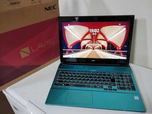 NEC LAVIE /PC-NS750GAV/i7-7500U (2.70GHz)4コア ／DDR4 8GB／SSD256GB/美品