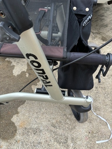 ナブテスコ　CONPAL 抑速ブレーキ付き歩行車 歩行器 抑速ブレーキ付き歩行車 CONPAL REHAMO ナブテスコ（株） | よぐGO