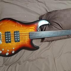 【美品】G&L USA L-2000 FL 激レア フレットレス