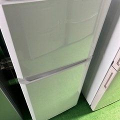 ご来店時、ガンお値引き‼️Haier(ハイアール) 2017年製 2017L 2ドア冷蔵庫🎉