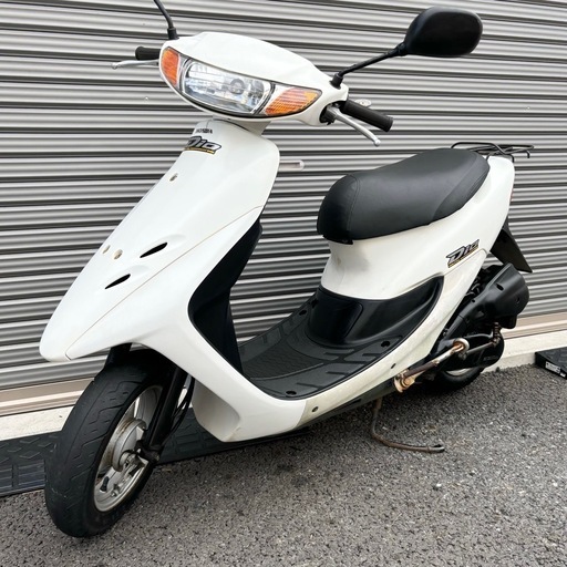 2906.高馬力２スト　ライブディオ（後期）　バッテリー、シート新品　サイスタ付属　千葉県柏市　即日配送、自走引き取りも可能