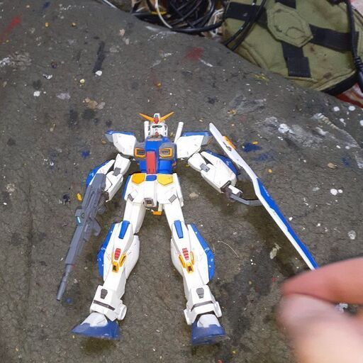 フィクスのガンダムF90