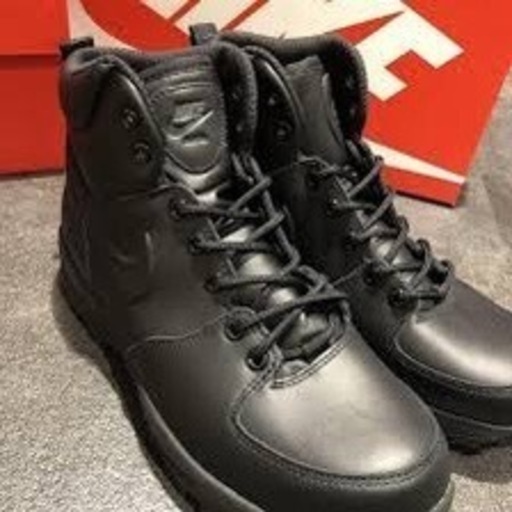 NIKE 新品　防水　定価13000