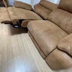 ソファ(電動リクライニング式USB差口付き)