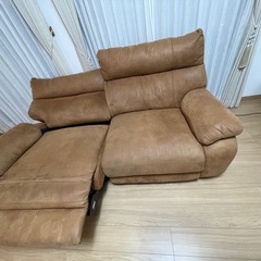 ソファ(電動リクライニング式USB差口付き)