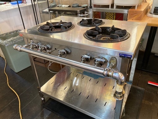 飲食店の業務用コンロ
