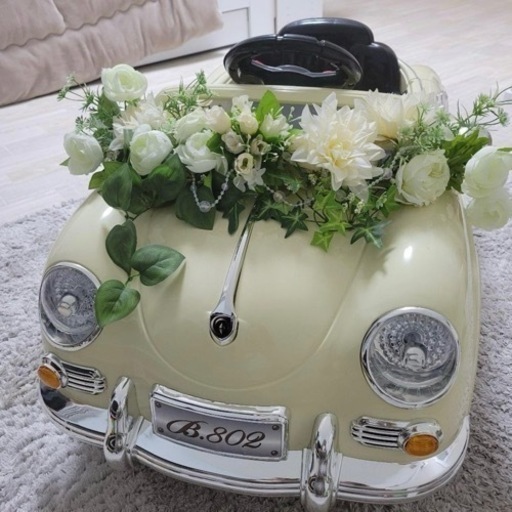 ラジコンカー　結婚式のリングガール、リングボーイに使えます。花飾り付き！自走も可能