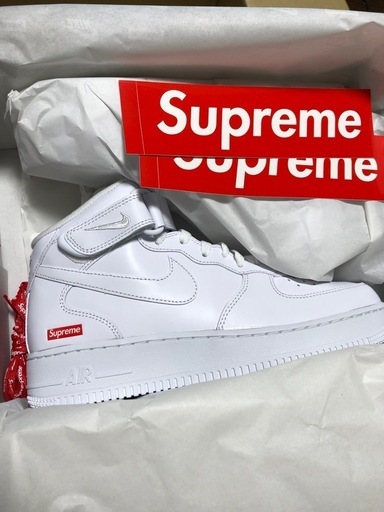 Supreme × Nike Air Force 1 Mid \