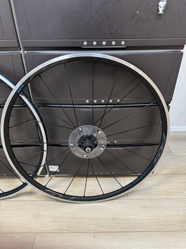 引き取りの方のみお願いします。　自転車きしめんスポーク　シマノ105グレード　SHIMANO WH-RS300 フロント・リアセット