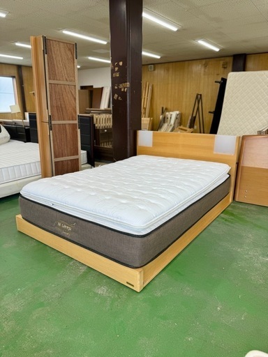 激安‼️FRANCEBEDダブルベッドとN-sleepl luxury マットレスセット　2点セットA0200
