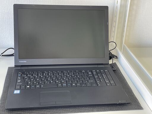 東芝 Dynabook B65/M Core i5 8250U 1.6GHz/8GB/256GB(SSD)/15.6インチ/FWXGA(1366x768)/Win11