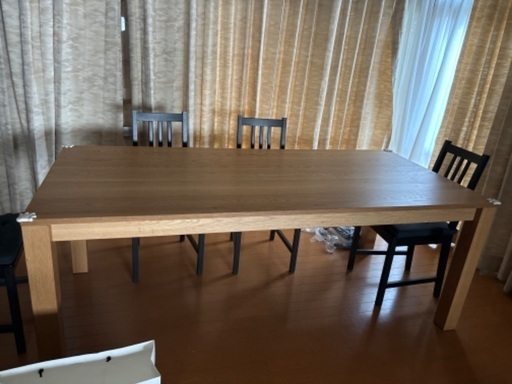 IKEA　大型ダイニングテーブル