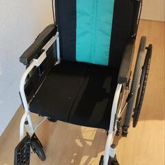 車椅子　MiKi ミキ　転倒防止　車いす