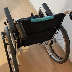 車椅子　MiKi ミキ　転倒防止　車いす