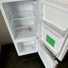 【YAMADA】 ヤマダ ノンフロン冷凍冷蔵庫 YRZ-C12H1 容量117L 冷凍30L 冷蔵87L 2022年製 美品 Y0240