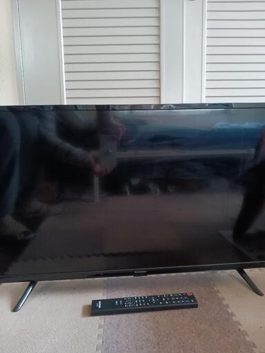 32型液晶テレビ