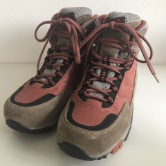 バーバリー ダナー DIESEL ジースター TUMI 無印 ザラ ロスコ