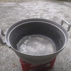 アルミ大鍋　直径60cm