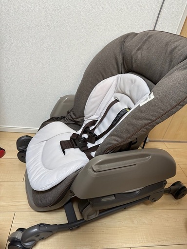 美品　コンビ　自動　ハイローチェア　ネムリラ