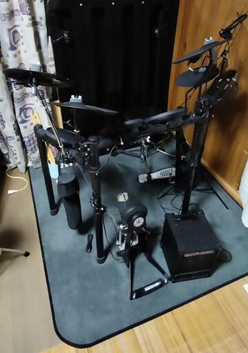 ヤマハ　電子ドラム　DTX452 \u0026 ローランドアンプ、マット、教本　その他　中古品