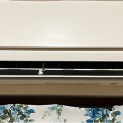 エアコン　HITACHI 白クマ