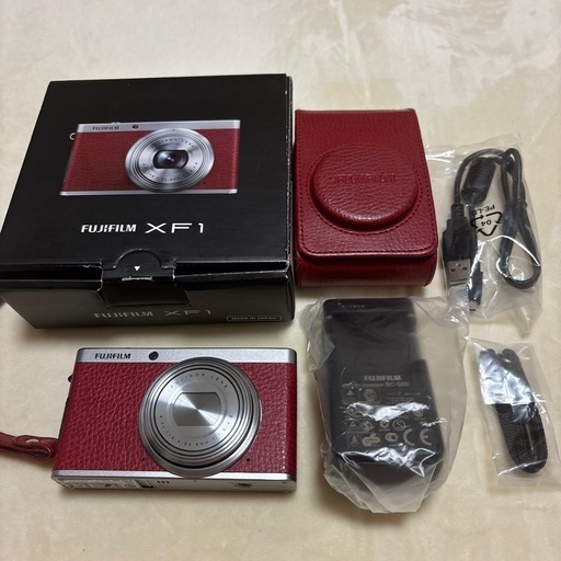 デジタルカメラ FUJIFILM XF1