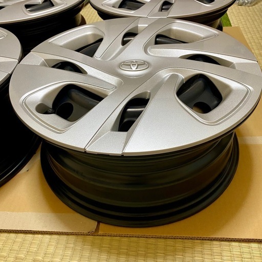 トヨタ 新型アクア 純正 15インチ 4穴 TOYOTA アクア 純正ホイール