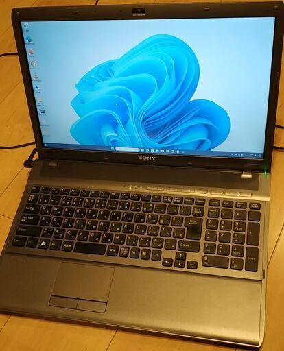 SONY VAIO 大画面16.4インチ Windows11 Core-i5 メモリ8GB SSD256GB  新品液晶交換済☆テンキー・Blu-ray・Bluetooth・カメラ内蔵